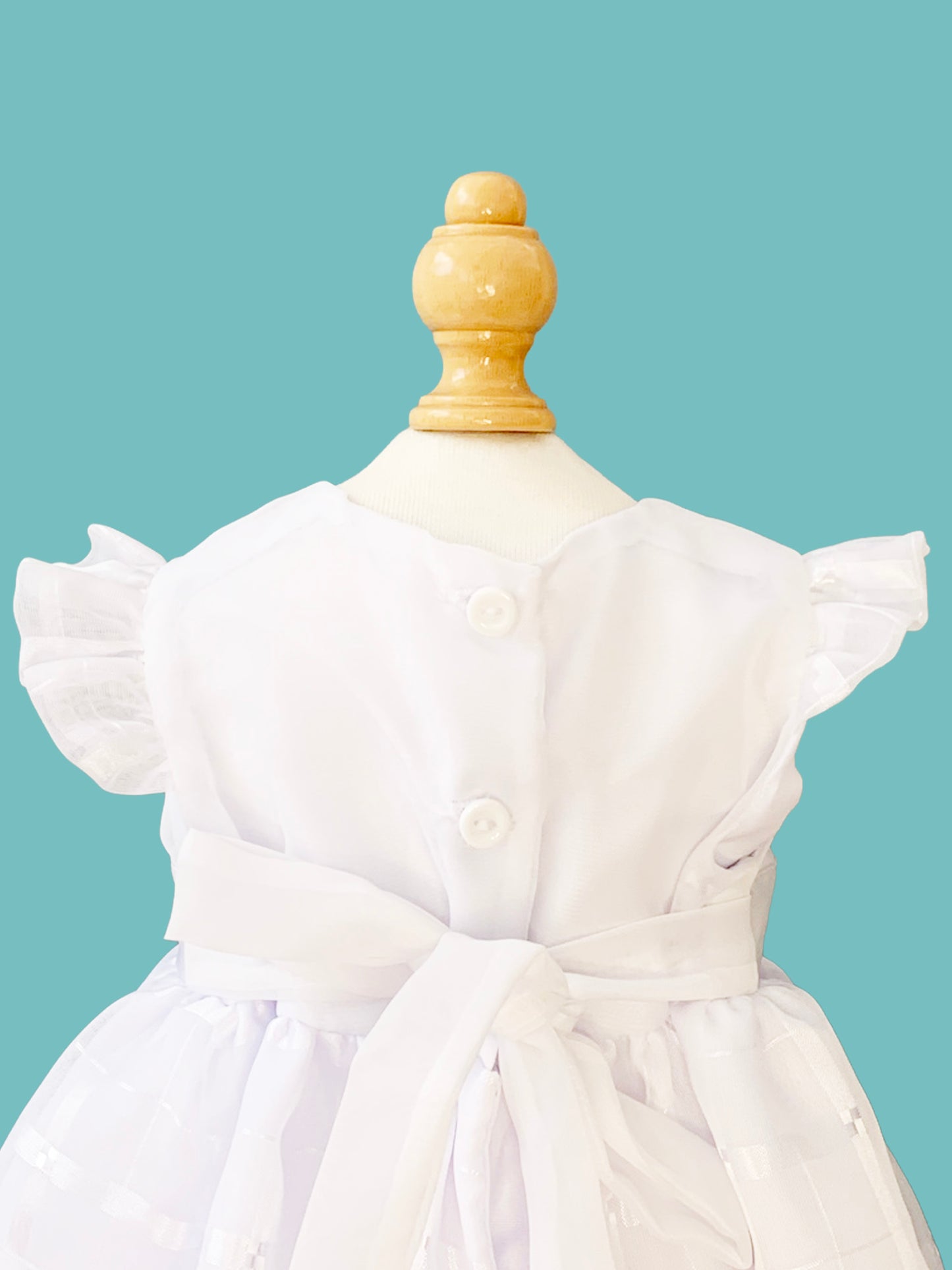 Vestido media manga y encaje centro