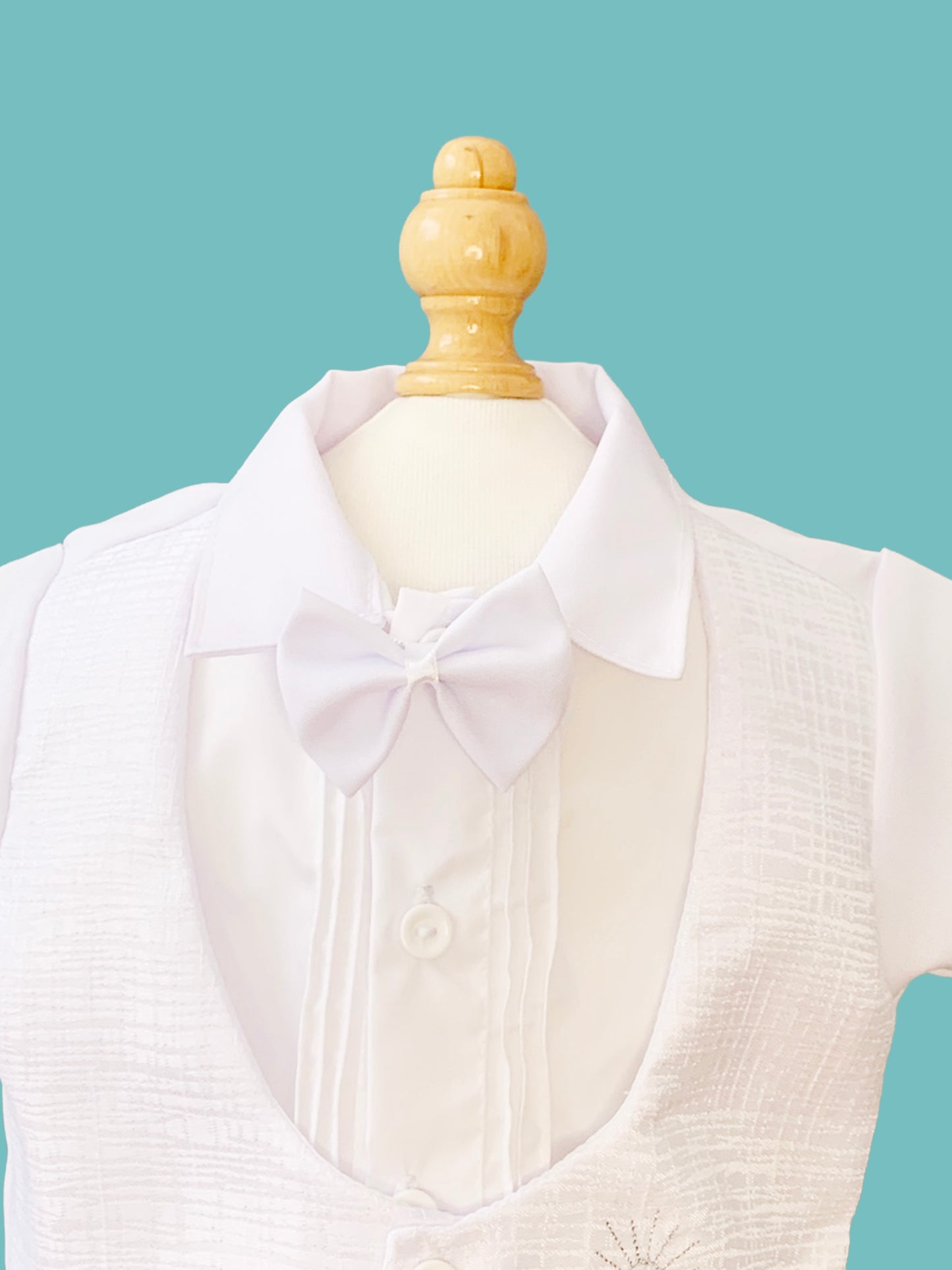 Traje tradicional 3 piezas labrado piel de elefante bordado caliz estilo short