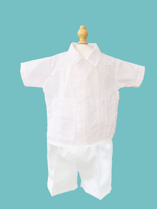 Guayabera con bolsas y alforzas