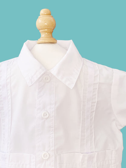 Guayabera con bolsas y alforzas