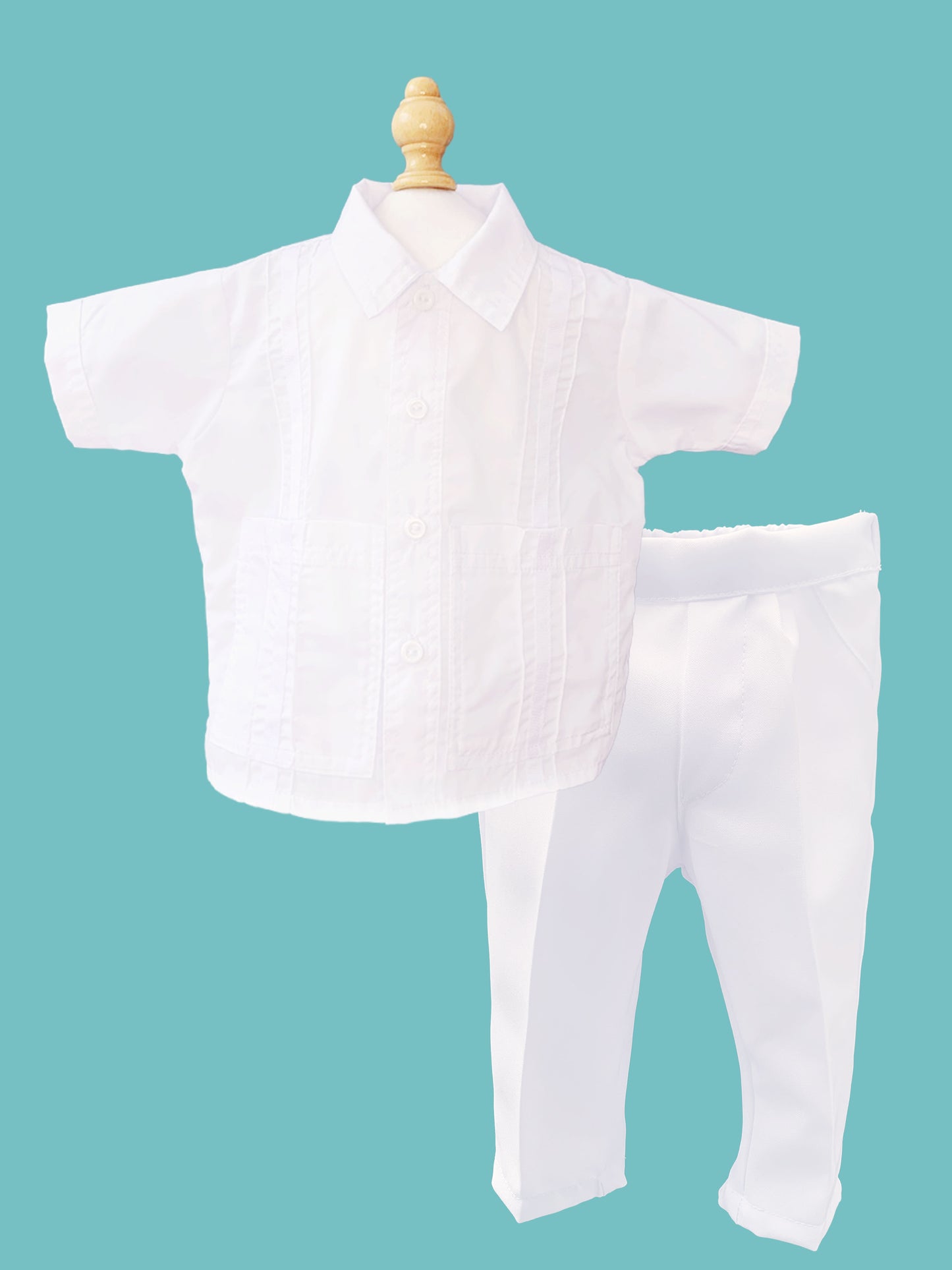 Guayabera con bolsas y alforzas